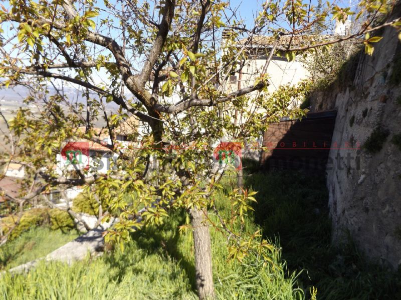 Casa indipendente Pereto vicolo dell''ospedale II 11