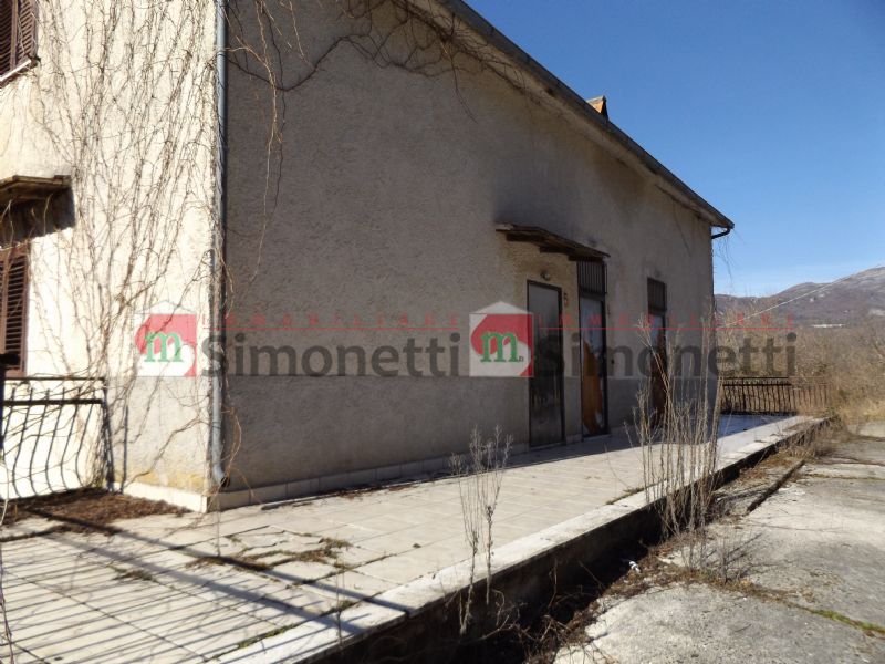 Casa indipendente Arsoli strada provinciale sublacense snc